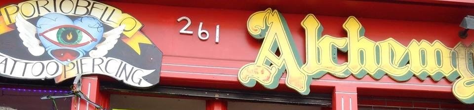 Le mythique Alchemy Shop au 261 Portobello Road, London
